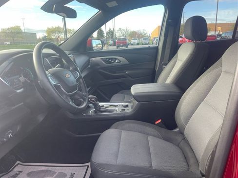 Used 2023 Chevrolet Traverse LT AWD/4WD image 19