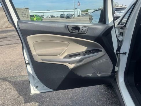 Used 2021 Ford EcoSport S image 9