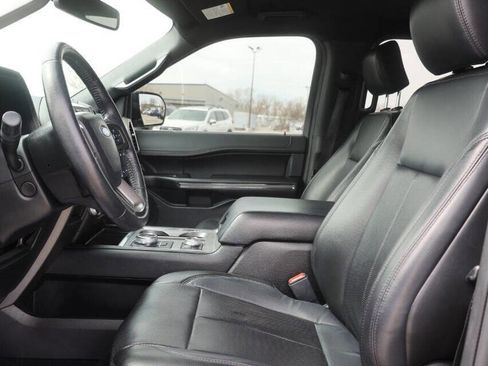 Used 2019 Ford Expedition XLT w/ Equipment Group 202A image 13