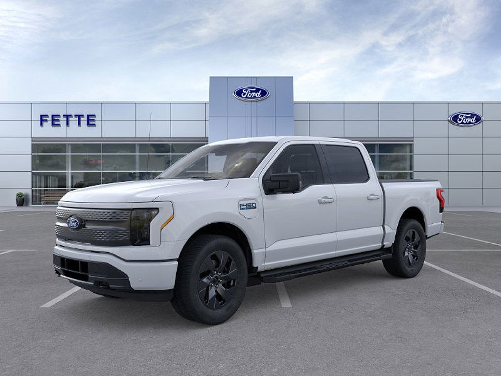 New 2025 Ford F150 Lightning Flash AWD/4WD image 1