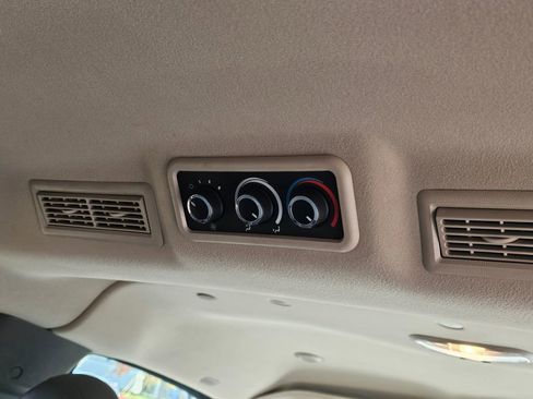 Used 2019 Chevrolet Express 3500 LT w/ LT Preferred Equipment Group image 31