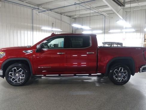 Used 2026 GMC Sierra 1500 SLT w/ SLT Premium Plus Package AWD/4WD image 4