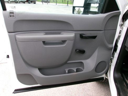 Used 2012 Chevrolet Silverado 3500 W/T AWD/4WD image 18