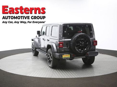 Used 2025 Jeep Wrangler Unlimited Sahara AWD/4WD image 65