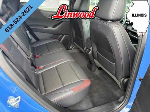 Used 2026 Chevrolet Equinox RS FWD image 10