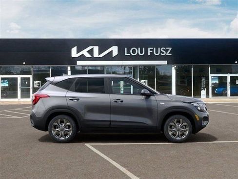 New 2026 Kia Seltos LX image 7