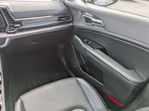 Used 2025 Kia Sportage SX FWD image 17