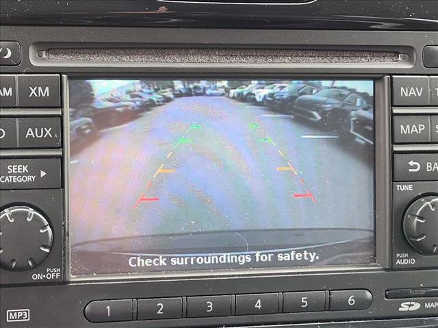 Used 2014 Nissan Juke SL w/ Premium Appearance Package FWD image 13