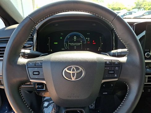 Certified 2025 Toyota Camry SE w/ Convenience Package FWD image 20