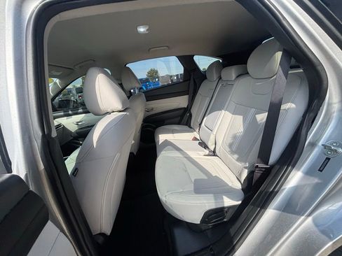 Used 2025 Hyundai Tucson SEL image 12