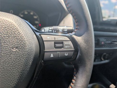 Used 2025 Honda HR-V Sport image 23