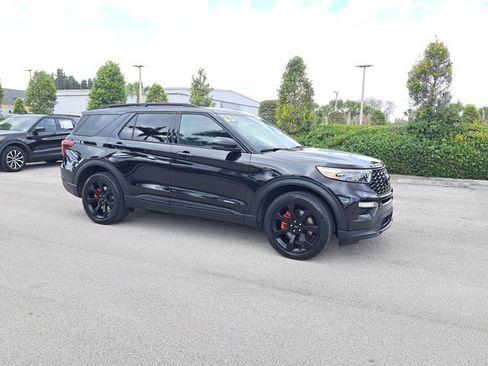 Certified 2023 Ford Explorer ST w/ Equipment Group 401A image 33