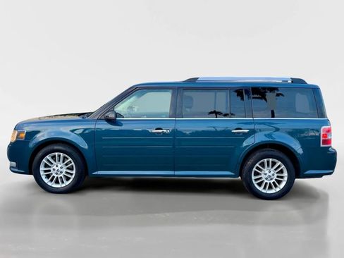 Used 2016 Ford Flex SEL image 2