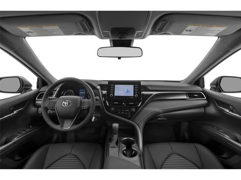 Used 2022 Toyota Camry SE FWD image 3