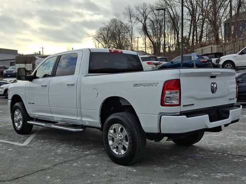 Used 2024 RAM 2500 Big Horn w/ Sport Appearance Package image 7