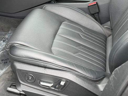 Certified 2024 Audi Q8 e-tron Prestige w/ Prestige Package image 21