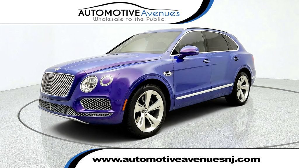 Used 2018 Bentley Bentayga AWD/4WD image 1