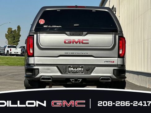Used 2021 GMC Sierra 1500 AT4 w/ AT4 Premium Package AWD/4WD image 8