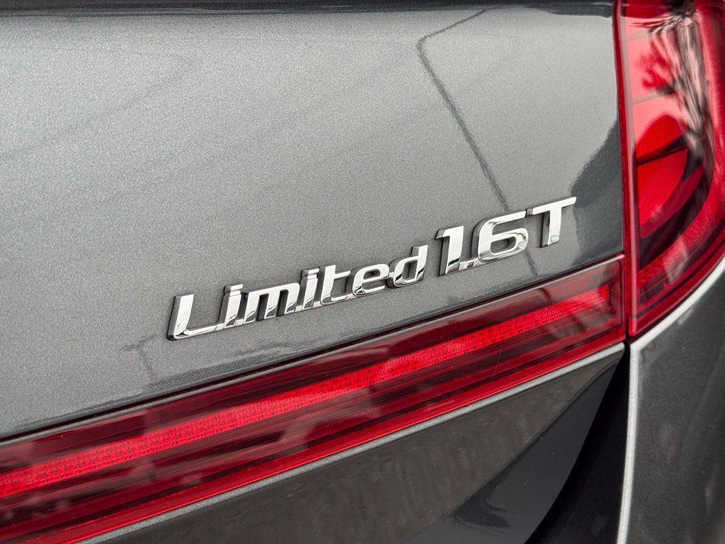 Used 2022 Hyundai Sonata Limited FWD image 15