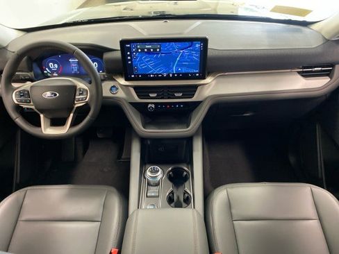 New 2026 Ford Explorer Active w/ Active Comfort Package image 12