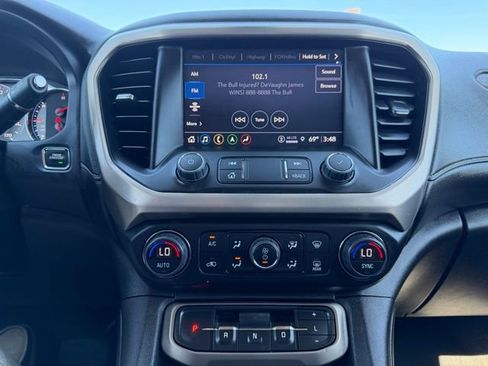 Used 2023 GMC Acadia Denali w/ Denali Ultimate Package FWD image 21