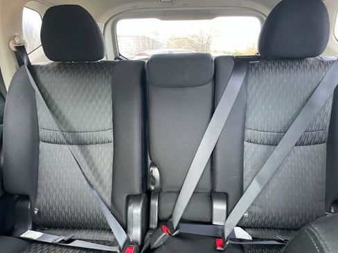 Used 2020 Nissan Rogue SV image 26