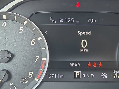 Used 2025 Nissan Frontier SV AWD/4WD image 23