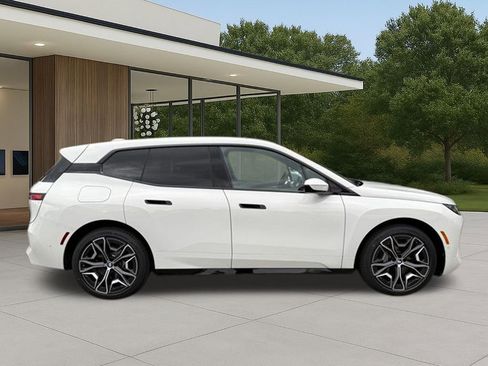 New 2026 BMW iX xDrive45 image 7