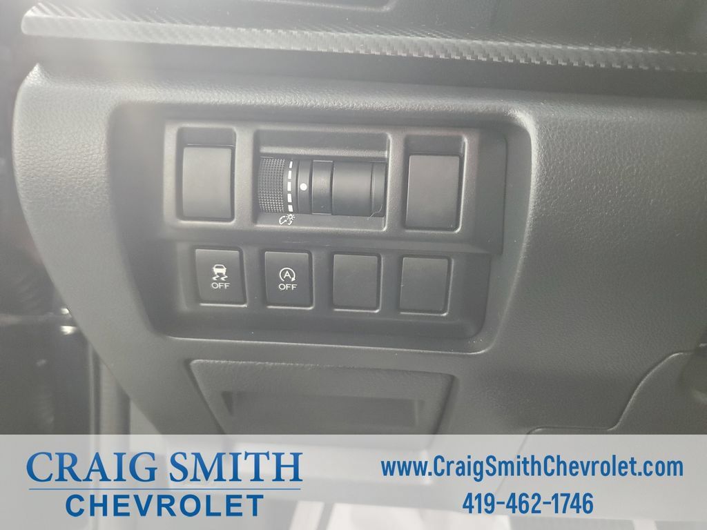 Used 2023 Subaru Crosstrek 2.0i Premium AWD/4WD image 19