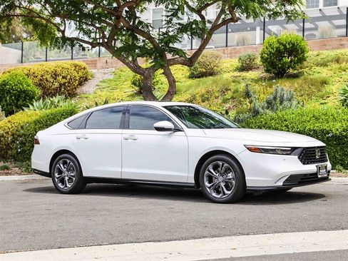 Used 2024 Honda Accord EX-L image 7
