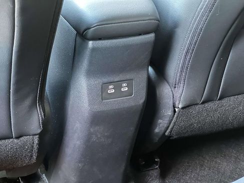 Certified 2025 Nissan Kicks SR image 15