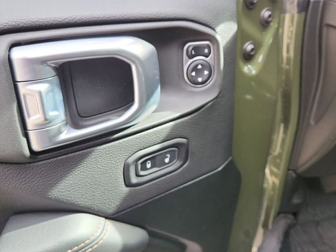 Used 2022 Jeep Wrangler Unlimited Rubicon w/ Trailer Tow Package image 7