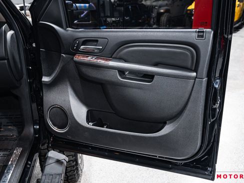 Used 2011 GMC Sierra 3500 Denali image 38