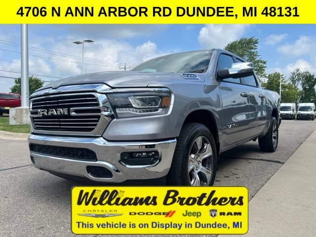 Used 2023 RAM 1500 Laramie AWD/4WD image 1