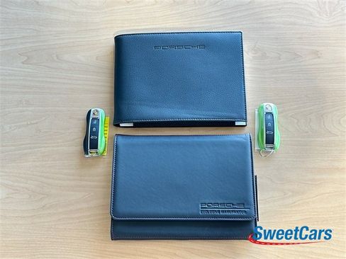 Used 2022 Porsche 911 GT3 image 48