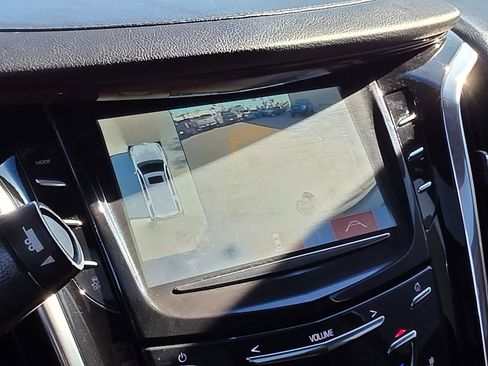 Used 2017 Cadillac Escalade Luxury image 34