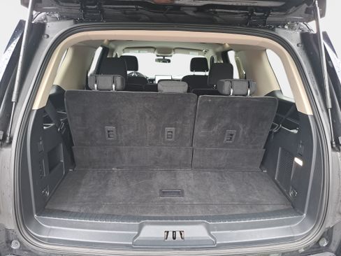 Used 2024 Ford Expedition XLT AWD/4WD image 13