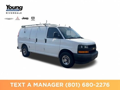 Used 2019 Chevrolet Express 2500 w/ Driver Convenience Package RWD image 7