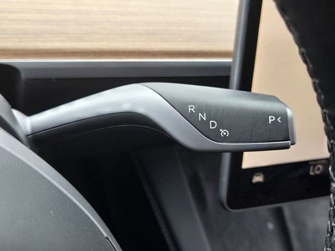 Used 2023 Tesla Model Y Performance AWD/4WD image 22