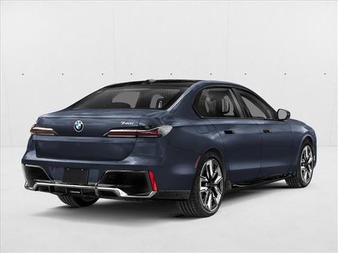 New 2026 BMW 740i xDrive AWD/4WD image 2