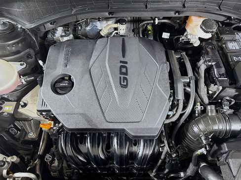 Used 2024 Kia Sorento S image 39