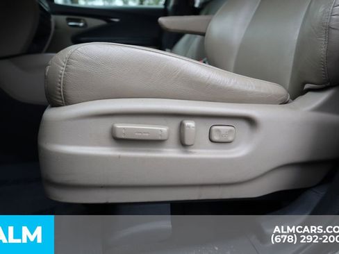 Used 2018 Honda Pilot Touring image 14