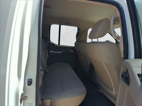 Used 2015 Nissan Frontier SV w/ SV Value Truck Package image 16