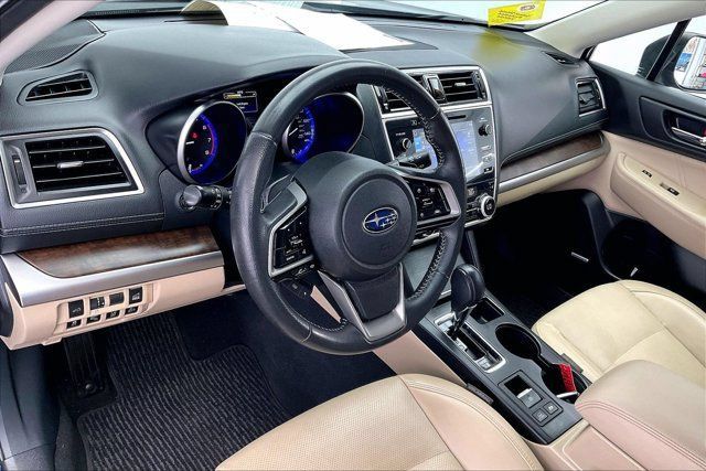 Used 2018 Subaru Outback 2.5i Limited AWD/4WD image 14