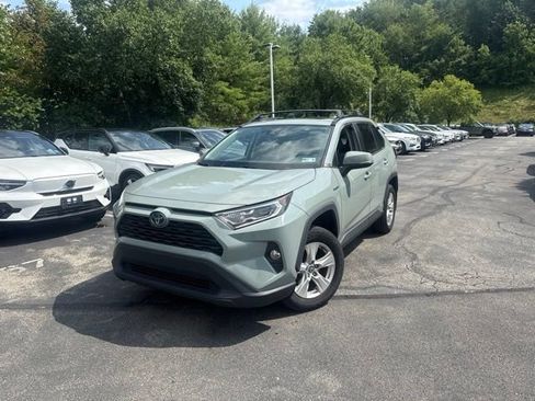 Used 2021 Toyota RAV4 XLE w/ Convenience Package AWD/4WD image 1