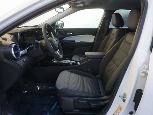 New 2026 Chevrolet Trax LT w/ Driver Confidence Package image 10