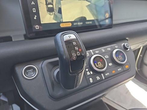 Used 2021 Land Rover Defender 90 First Edition AWD/4WD image 61