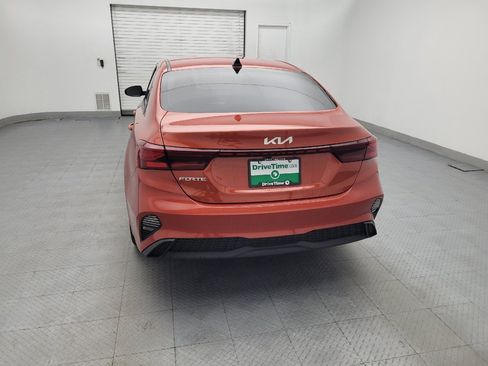 Used 2022 Kia Forte LXS FWD image 6