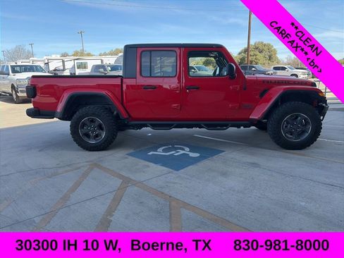 Used 2020 Jeep Gladiator Rubicon image 2