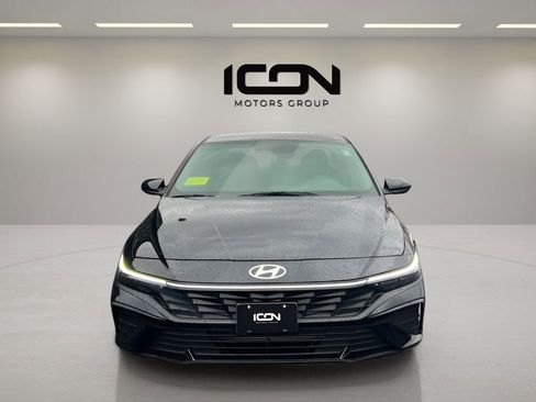 Used 2024 Hyundai Elantra SEL FWD image 8